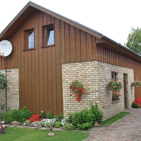 Pulkvedis Guest House Windawa Zewnętrze zdjęcie