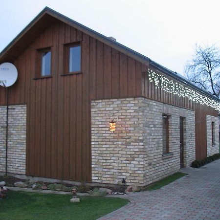 Pulkvedis Guest House Windawa Zewnętrze zdjęcie