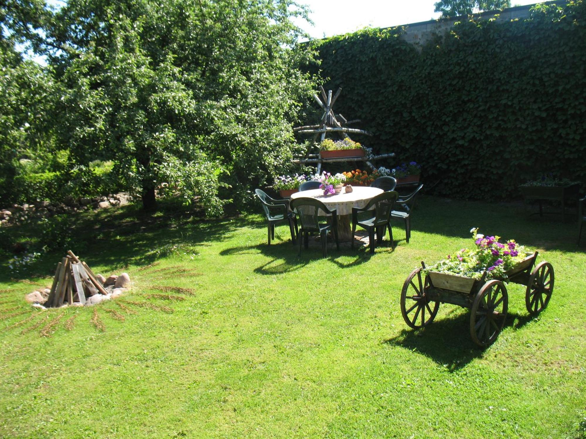 Pulkvedis Guest House Windawa Zewnętrze zdjęcie